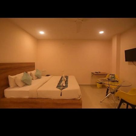 Poddar Inn グワーハーティー エクステリア 写真